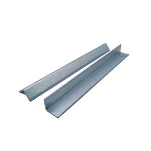 Montaggio del pannello solare L canale unistrut in acciaio