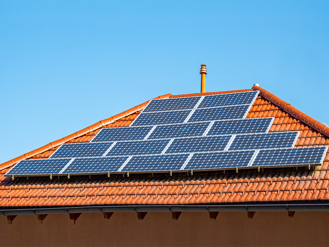 Analisi completa del sistema di supporto al tetto solare: tipo di tetto, tipo di tetto di piastrelle e guida al metodo di installazione