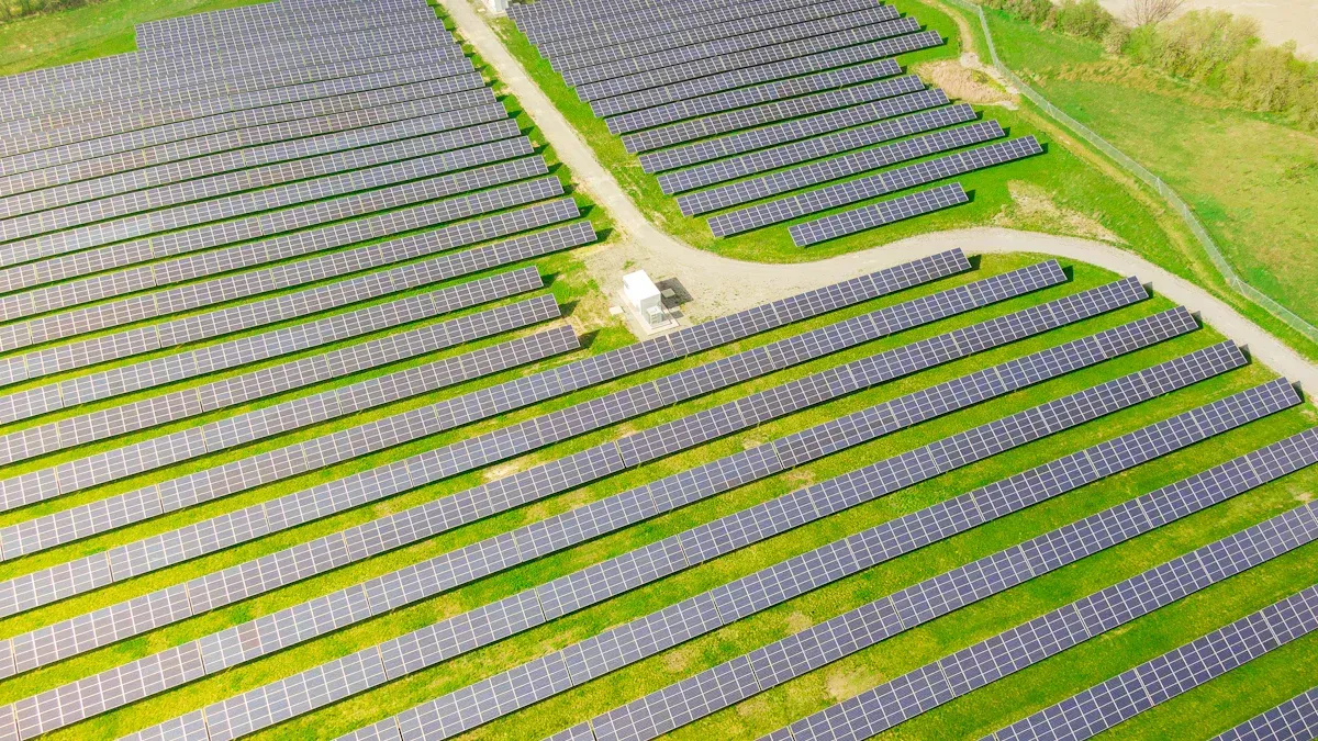 È l'energia solare rinnovabile？